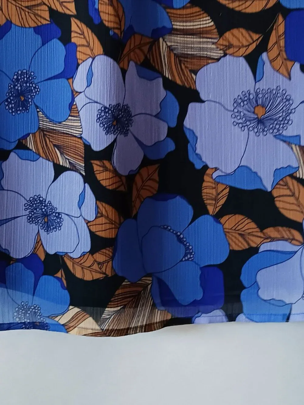 PLEIONE Blue and Beige Floral Blouse Size M ($14) - Picture 9 of 12